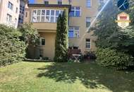 Gepflegter Altbau: Schöne Zwei Zimmer plus Küche