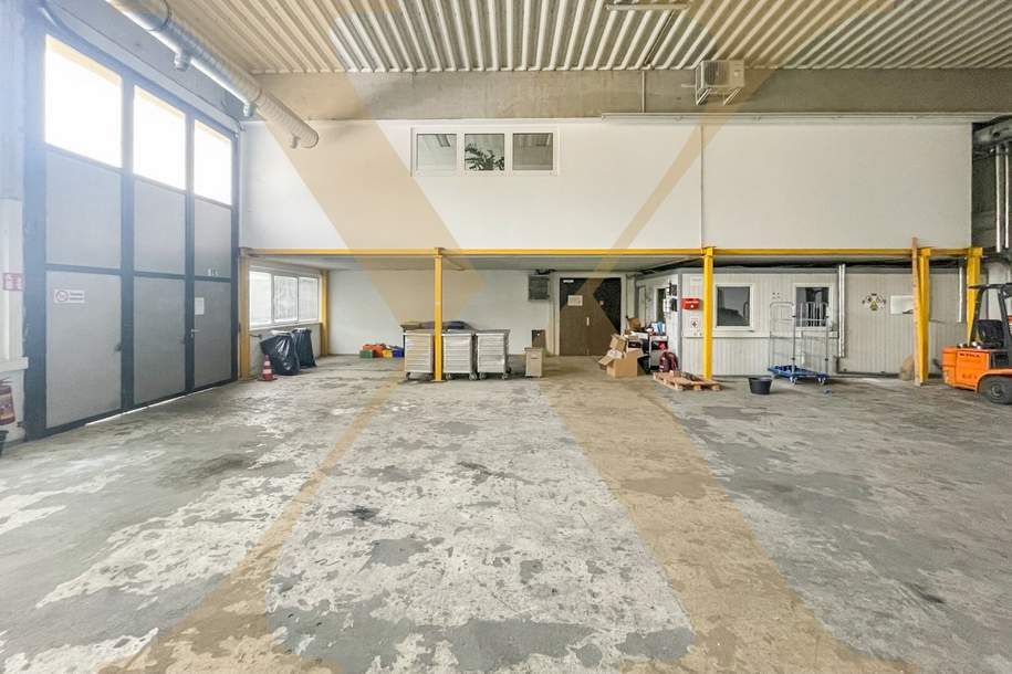 Funktionale Lagerhalle mit Falttor und Büroflächen in Leonding zu vermieten!, Gewerbeobjekt-miete, 4.900,00,€, 4060 Linz-Land