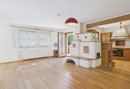 Charmantes Einfamilienhaus mit Terrasse, Garage und Kamin in Götzendorf, sanierungsbedürftig