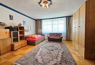 Repräsentative Villa in Zwettl mit 2137 m² Grundstück - Wohnen und Arbeiten stilvoll vereint