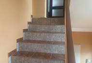 Top modernisiertes, Ein - Zweifamilienhaus, voll unterkellert, mit zwei separaten Eingängen