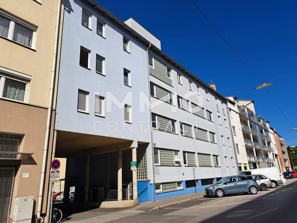 Freundliche 2 Zimmer-Wohnung mit Balkon in Innenhoflage - Fischergasse 25 - Top 23