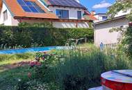 Einfamilienhaus mit großem Grundstück, 2 Eingängen, Grenze zu Wien