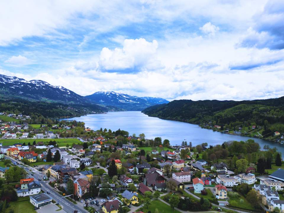 Schöne Wohngegend mit unverbaubaren Seeblick