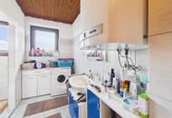 Großzügiges Zweifamilienhaus mit über 3.200 m² Grund – vielseitiges Entwicklungs & Nutzungspotenzial