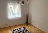 Großzügiges Wohnhaus in ruhiger Siedlungslage am Stadtrand von Wels!