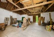 Landhaus mit uneinsehbarem Innenhof, Stadl & großem Grundstück
