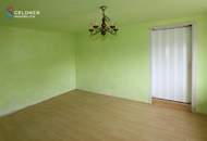 Schnäppchen! Altes Haus, 5 Zi, teilweise renoviert, Fenster &amp; Türen erneuert, Dach neu eingedeckt, Carport