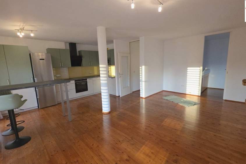 Gepflegte 2-Zimmer-Wohnung mit Sonnenbalkon und PKW-Abstellplatz, Wohnung-kauf, 185.000,€, 3100 Sankt Pölten(Stadt)
