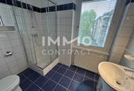 Gepflegte 2 Zimmer Wohnung mit Blick in den grünen Innenhof!