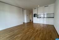 Hofseitiger 2-Zimmer-Wohnungshit mit Balkon an der Lände