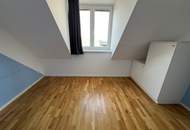 MODERNE Dachgeschosswohnung - Top Zustand, Terrasse mit Ausblick