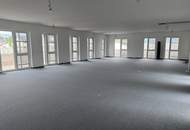 Moderne Praxis in Gmunden, 235 m², Erstbezug, Terrasse, barrierefrei, Aufzug!