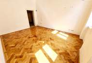 Das Haus trägt Smoking, die Wohnung wartet noch auf ihr Kleid! Renovierungsbedürftige Altbauwohnung mit toller Raumaufteilung + Traumhaft schönes Haus + Perfekte Infrastruktur und Anbindung! Jetzt zugreifen!