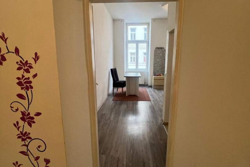 Sanierungsbedürftige Altbauwohnung im Herzen des 2. Bezirks, Wohnung-kauf, 199.000,€, 1020 Wien 2., Leopoldstadt