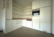 Top Lage im Neunten I 2 Loggien I Stellplatz I Pool und Sauna I zwischen Währinger Straße und Liechtensteinstraße I Nähe U4 und U6