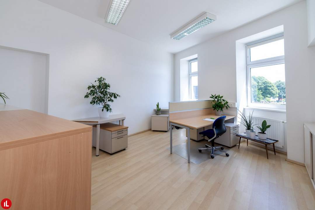 Büro in stilvollem Haus zu mieten | eigenes Lager und WC | Parkplatz optional