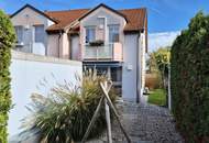 Klimatisiertes Eckreihenhaus nahe dem Zentrum mit Garage