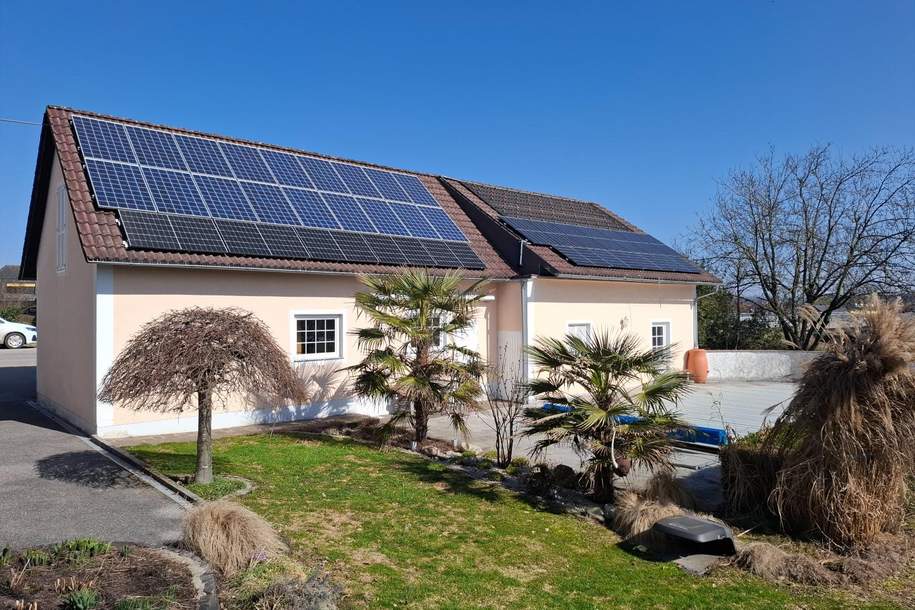 Großes Familienhaus mit Pool, 4 Garagen und extra Baugrundstück., Haus-kauf, 729.000,€, 4531 Linz-Land