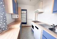 TRAUMHAFTE DACHGESCHOSSWOHNUNG mit zwei Balkonen in Baden!