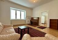 LIEBEVOLL RENOVIERTES STRECKHAUS MIT CHARMANTEM, UNEINSEHBAREM GARTEN