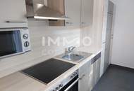 MARIATROST SANIERTE HELLE 2-ZIMMER WHG MIT BALKON UM € 650,--