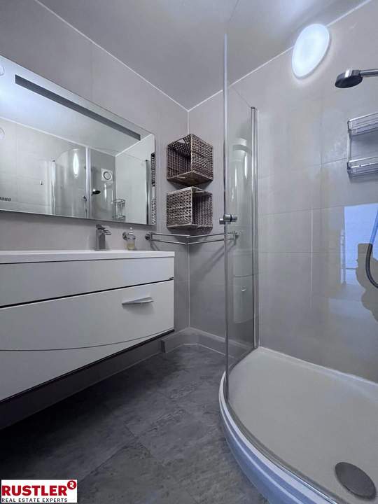 Ideal geteilte 3-Zimmerwohnung in zentraler Lage + Garagenstellplatz| gut angebunden | ruhig gelegen