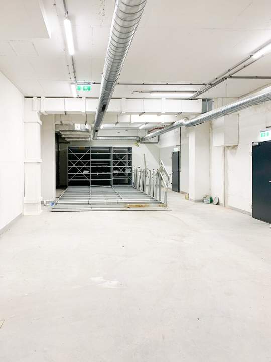 Lagereinheiten in moderner Gewerbeimmobilie – im Tiefgeschoß