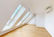 Traumhafte Dachwohnung im Altbaujuwel