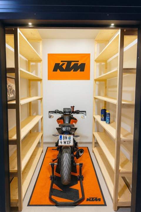 Dein Motorrad sucht einen Platz für Überwinterung? PROVISIONSFREI !!! Selfstorage, Kleinlager in Sollenau ab 5m²