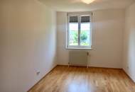 1220! Tolle 4 Zimmer Gartenwohnung und Stellplatz in Grünruhelage!