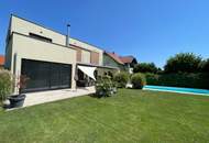 Elegantes Einfamilienhaus / Pool und vielen exklusiven Extras!