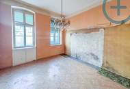Sanierungsbedürftige gut aufgeteilte 2 Zimmer Wohnung
