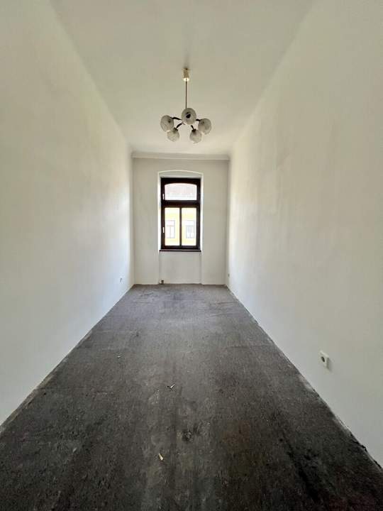 Altbau-Garconniere mit Weitblick!