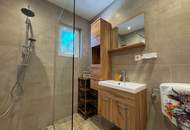 VERKAUFT! Renovierte Bungalowhälfte mit privatem Garten in der Sonnenalm