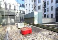 Moderne Bürofläche mit großem Besprechungsraum und Concierge-Service