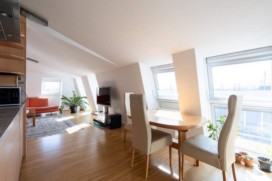 "4 Zi. new 21 m² Terrasse"