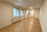 Helle 2-Zimmer-Wohnung mit Balkon und KFZ-Stellplatz