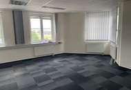 Büroflächen mit ca. 270m² neben der Autobahnauffahrt der S33 zu mieten