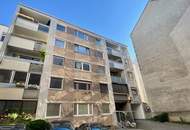 4 ZIMMER mit HOFSEITIGER LOGGIA, NEUBAU zum SANIEREN!