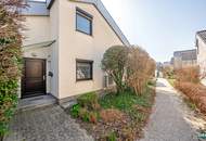 Schönes Reihenhaus mit zwei Bädern, Terrasse und südseitiger Gartenidylle