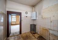 ++KLNB121++ Renovation Opportunity: Well-Located 1-Room Apartment with Airbnb Potential