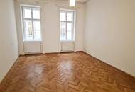 AM GRABEN-NÄHE, 95 m2 Altbau mit Balkon, 2 Zimmer, Komplettküche, Wannenbad, Parketten, 4. Liftstock, Flügeltüren, Spiegelgasse