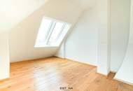 Offen gestatalltete Dachgeschoss-Maisonette mit Wintergarten und Terrasse | Erstbezug