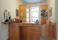 Repräsentative Villa in Zwettl mit 2137 m² Grundstück - Wohnen und Arbeiten stilvoll vereint