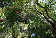 Stilvolles Eckreihenhaus mit Platz für eine große Familie! 6 Zimmer, 3 Bäder, 2 Terrassen und ein schöner Garten in guter Lage in Weiz