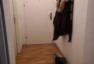 2-Zimmer-Wohnung mit kleinem Balkon nahe Schweizer Garten / Rennweg