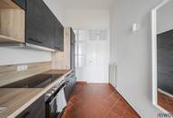 RETRO-CHIC II ALTBAUWOHNUNG MIT EIGENGARTEN IM INNENHOF II AIRBNB oder SELBST EINZIEHEN II SOFORT NUTZBAR II NÄHE U6/AKH/VOLKSOPER/WUK