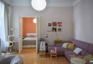 Ruhelage: Schöner 2-Zimmer-Altbau mit Blick in den grünen Hinterhof