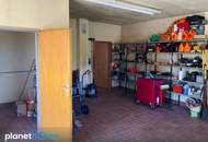 Großzügiges Einfamilienhaus mit Werkstatt und Halle